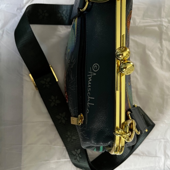 Anushka shoulder bag - Picture 4 of 6